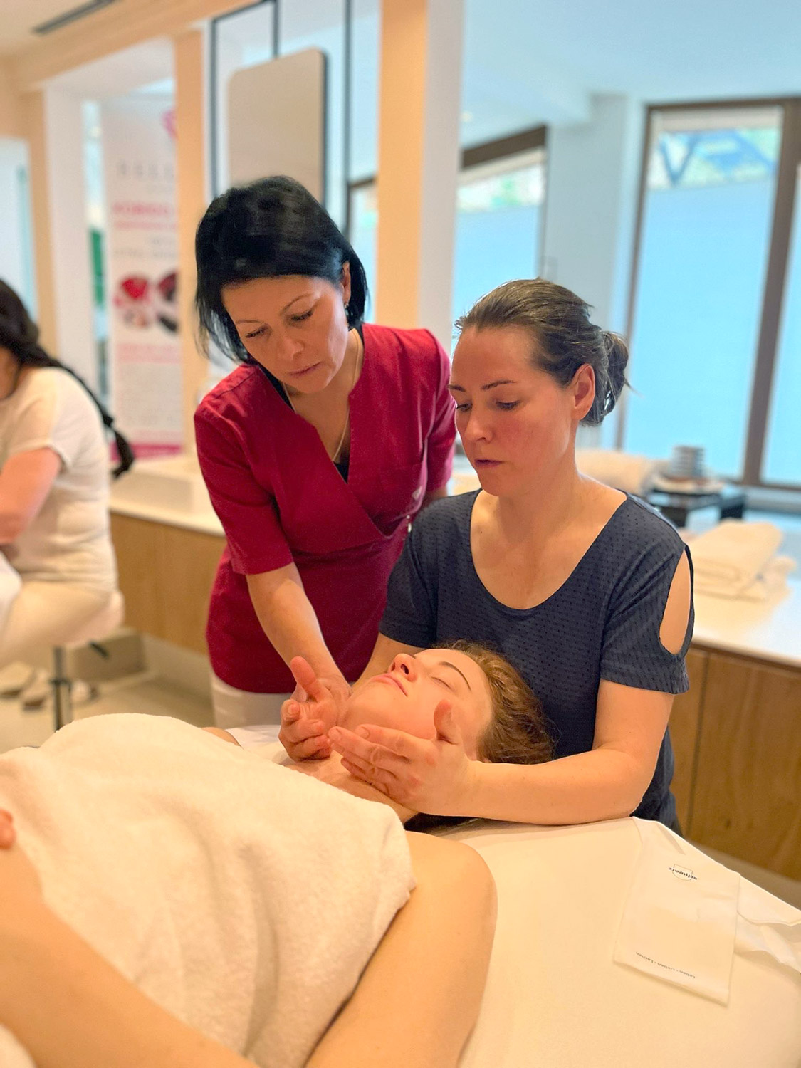 spa1 Kobido Intensive-masaż twarzy-Akademia Bellezza- szkolenie